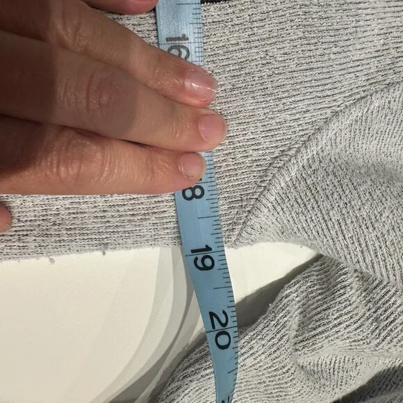 Texas Sweater - Picture 3 of 5